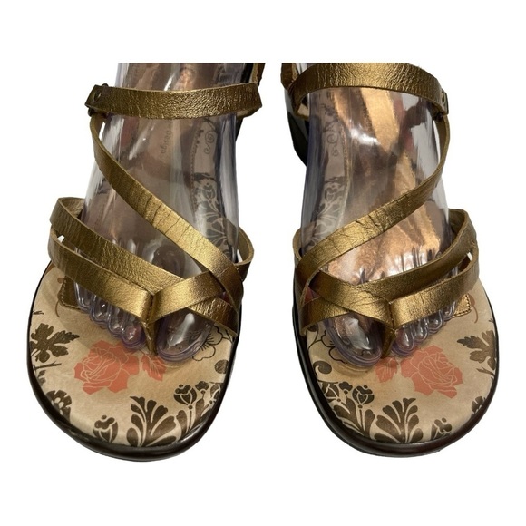 Jambu gold wedge sandal Athleta comfort St Martin size 9.5 M - Picture 5 of 11